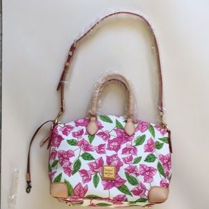 Beautiful Dooney & Bourke floral satchel